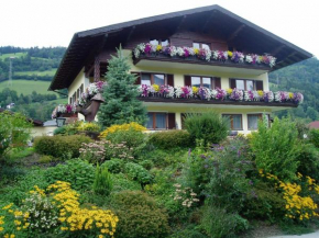 Гостиница Landhaus Neuwirth  Пруггерн